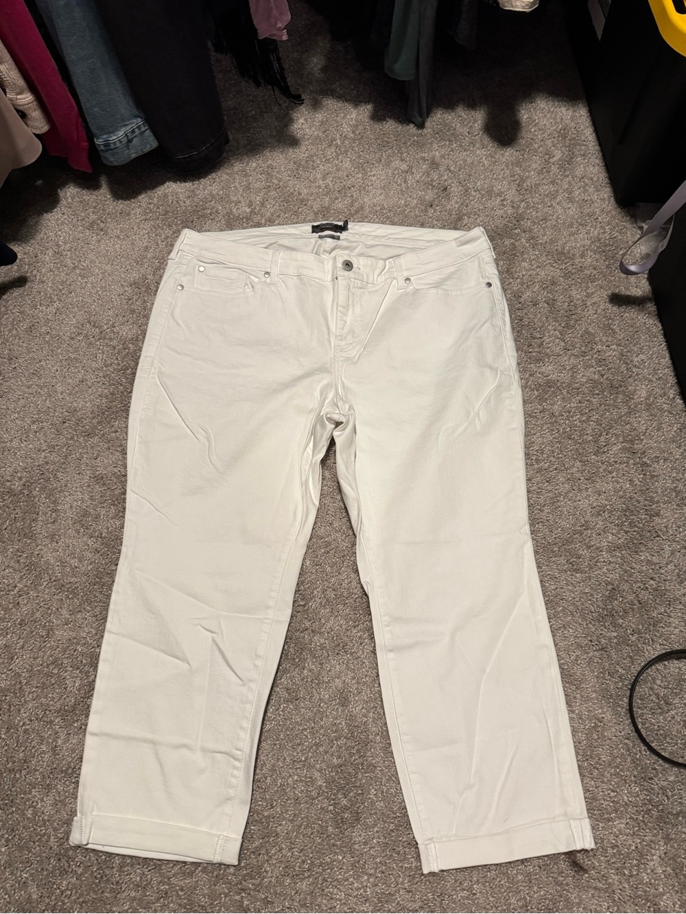 torrid White Boyfriend Jeans - Cropped Straight